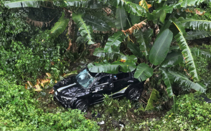 Hiện trường xe ô tô con rơi xuống vực sâu trên đèo Bảo Lộc: Nạn nhân nam ở TP.HCM tử vong Ảnh 2