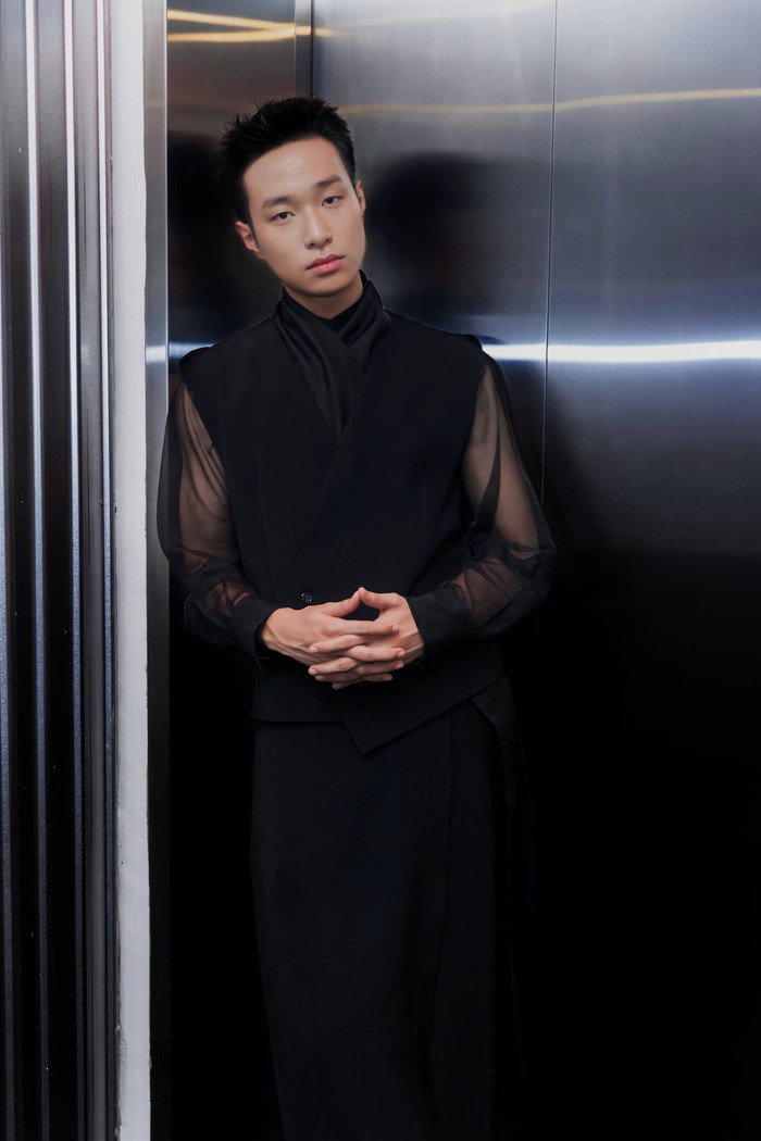 Hà An Huy gây bất ngờ khi xuất hiện tại họp báo ra mắt chương trình Bước Nhảy Hoàn Vũ 2024. 