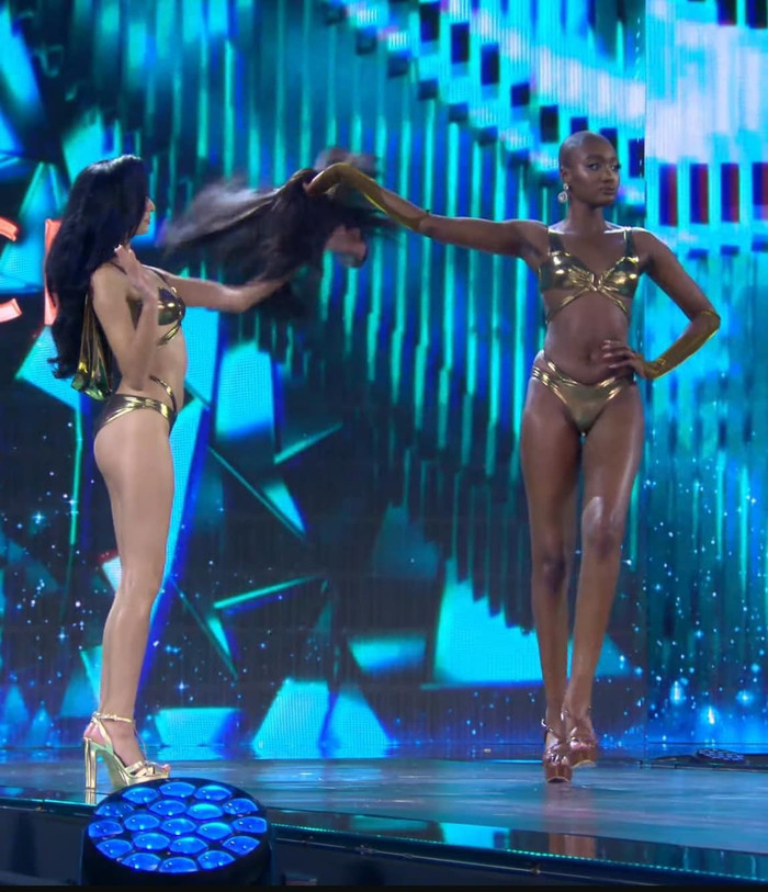 Khoảnh khắc chiếm trọn spotlight của đại diện Pháp. 