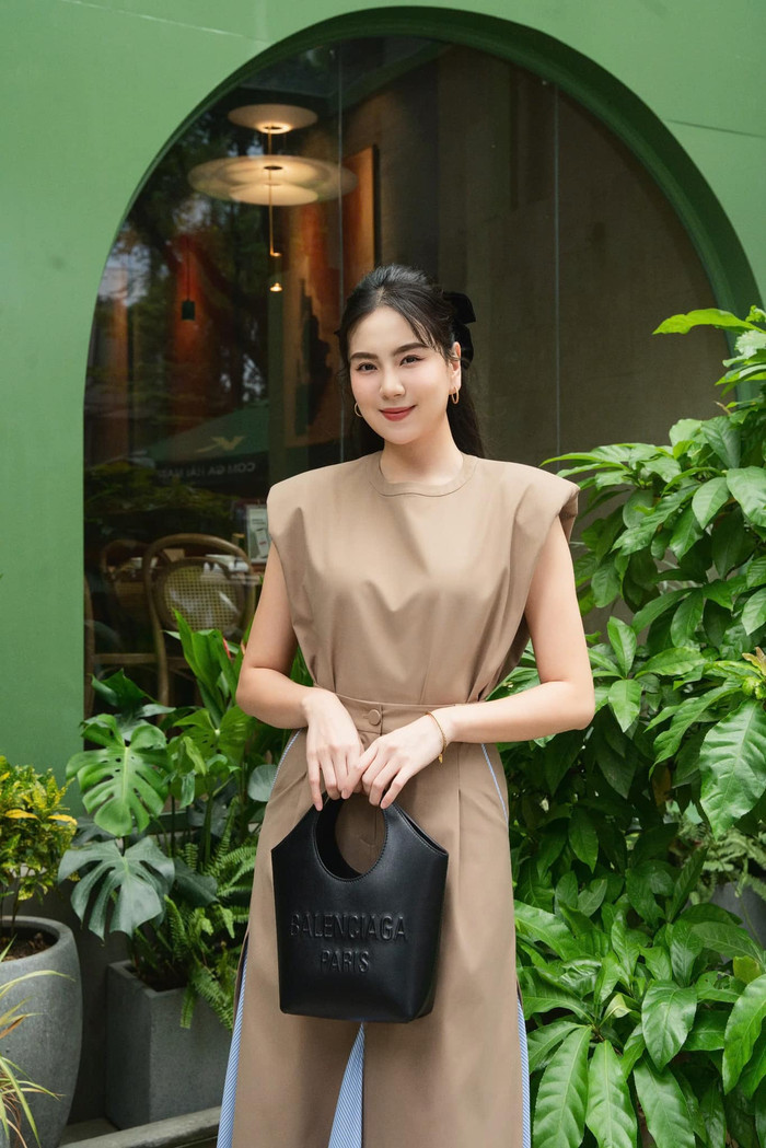 Nhan sắc ngày càng thăng hạng của MC Mai Ngọc sau nửa năm ly hôn.