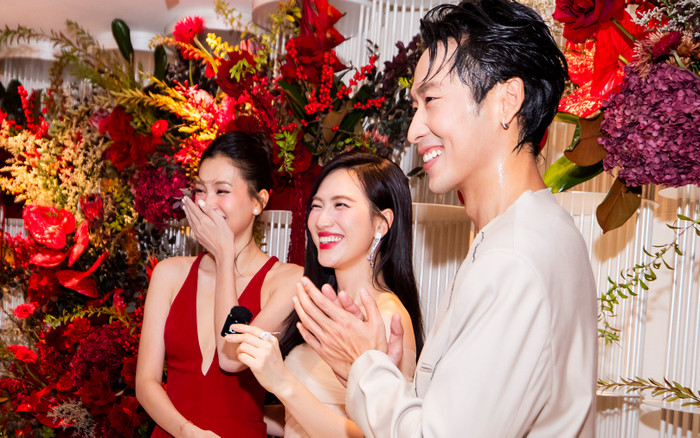 Phương Anh Đào 'dính như sam' với Tuấn Trần, nhan sắc một chín một mười với loạt nàng Hậu Ảnh 2