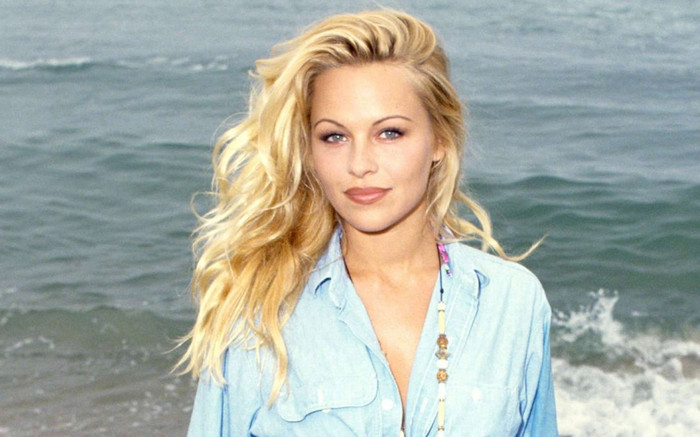 Chỉ làm vợ 12 ngày đã bất ngờ thừa kế 250 tỷ, bí mật được hé lộ từ chồng cũ U80 Ảnh 2