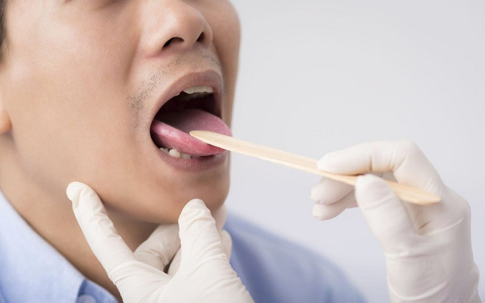 Lưỡi là một phần quan trọng của hệ tiêu hóa và liên kết chặt chẽ với nhiều cơ quan nội tạng khác, có thể phản ánh tình trạng sức khỏe của mỗi người. (Ảnh minh họa)