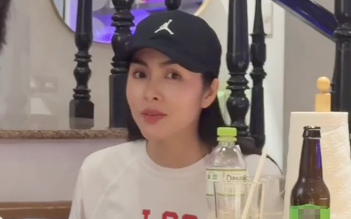 Clip quay lén Tăng Thanh Hà trong nhà hàng, nhan sắc ngờ gây sốt Ảnh 2