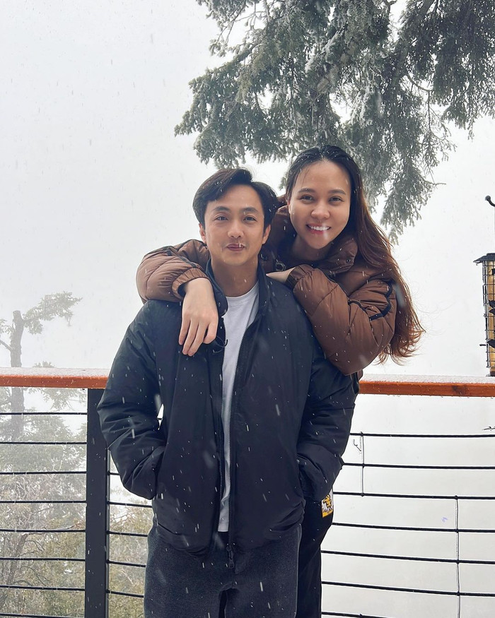 Khi Đàm Thu Trang lấp lửng chuyện đi lại với dòng trạng thái “Lại muốn đi…”, Cường Đô La đã ngay lập tức phản hồi: “Để rảnh tôi đưa đi”.