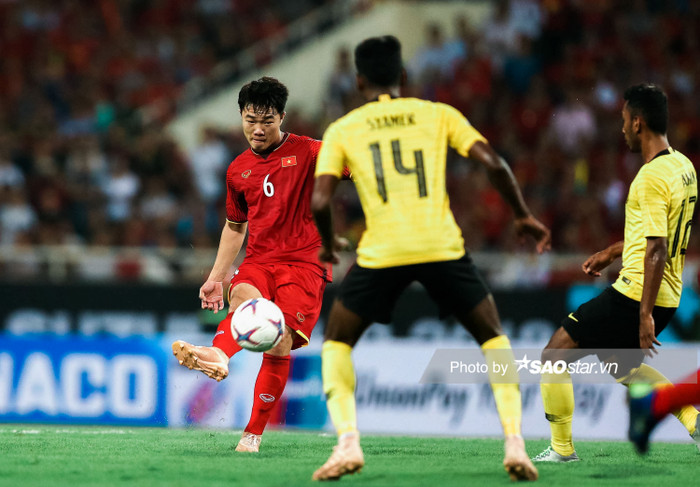 Tiền vệ Lương Xuân Trường đang chơi tốt trong màu áo CLB Hà Tĩnh nhưng không có nhiều cơ hội trở lại tuyển Việt Nam.