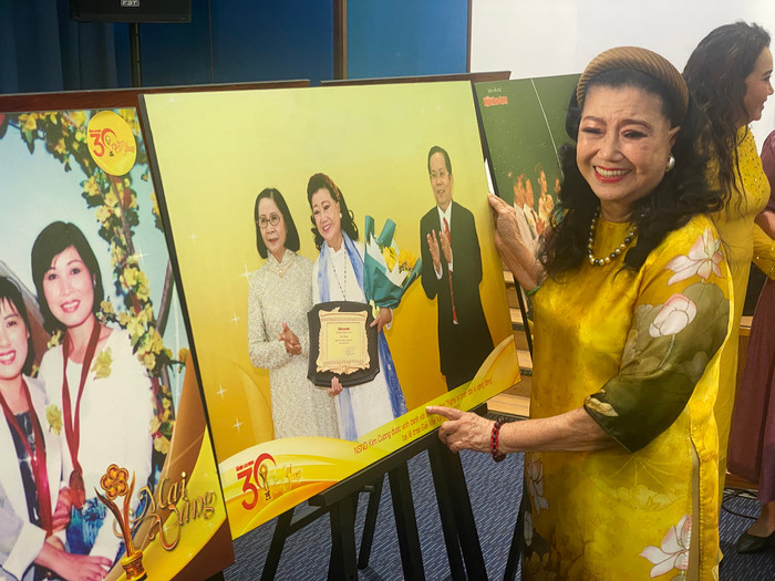 NSND Kim Cương tại buổi gặp gỡ báo chí công bố các hoạt động nhân dịp 30 năm giải thưởng Mai Vàng. 