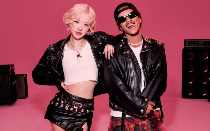 Lần đầu giành chiến thắng trong show âm nhạc Hàn Quốc, Bruno Mars: 'Tôi đã khóc suốt buổi sáng' Ảnh 2