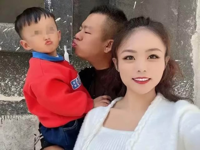 Gia đình anh Yang lúc vợ vẫn còn khỏe mạnh.