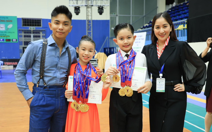 Vợ chồng Khánh Thi thông báo tin vui liên quan đến chuyện con cái Ảnh 2