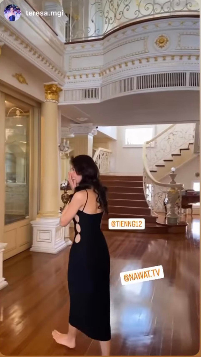 Thùy Tiên liên tục trầm trồ khi đến thăm nhà của ông Nawat.