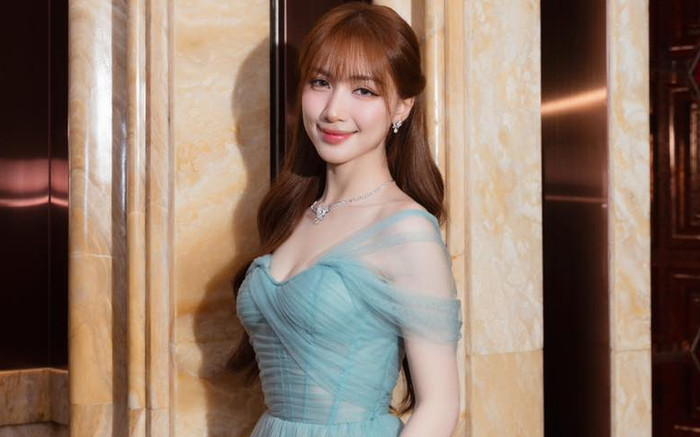 Đặc quyền Hòa Minzy dành cho 'người quan trọng' trong suốt 10 năm qua Ảnh 2