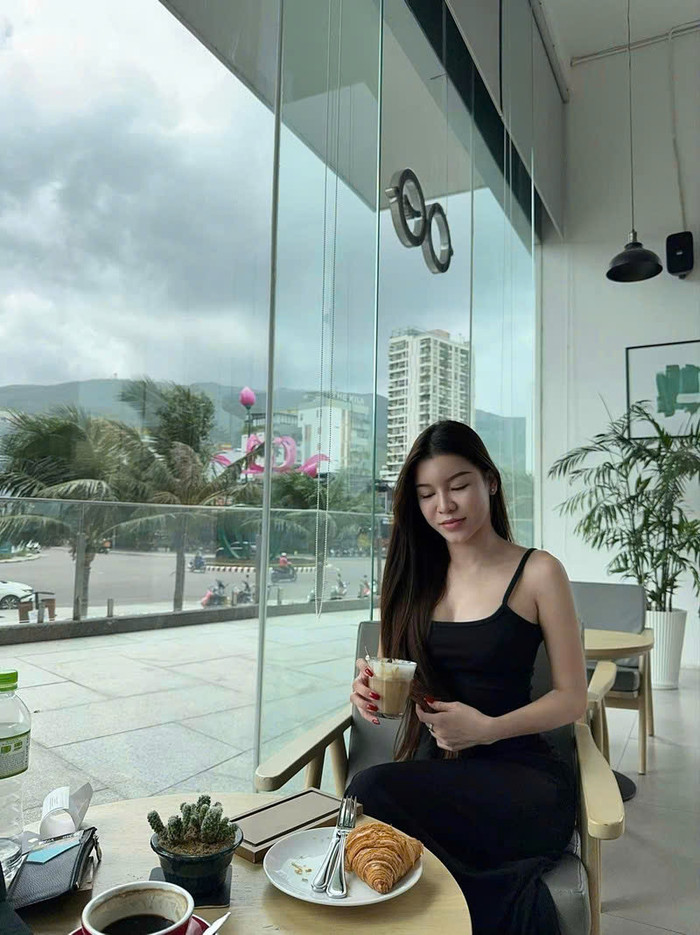 Yến Xuân có lối sống lành mạnh, nguyên tắc.