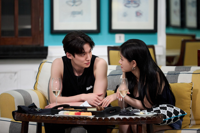 Ban bình luận đồng cảm với suy nghĩ của Rayeon trong tình huống này.