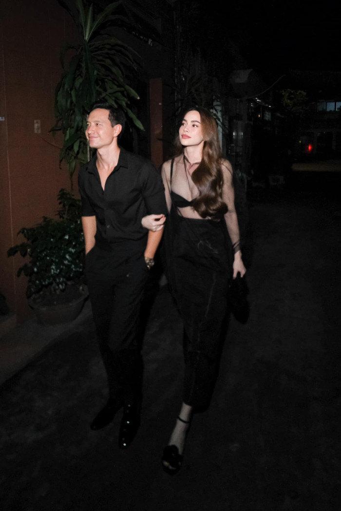 Hồ Ngọc Hà được Kim Lý 'tháp tùng' ở mọi lúc, mọi nơi. Ảnh: FBNV