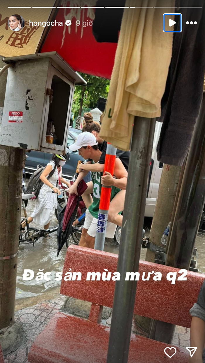 Hồ Ngọc Hà còn nói thêm vì trời mưa nên bị ngập đường, chân đau nên được chồng cõng. Ảnh: Chụp màn hình 