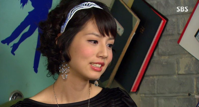 Nữ diễn viên nổi tiếng với phim Cuộc Chiến Kim Tiền và nhiều dự án ăn khách khác.