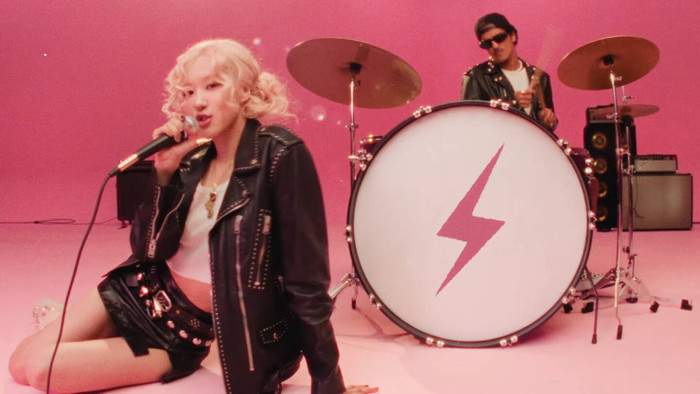 Siêu hit mới của Rosé và Bruno Mars bị 'cấm' ở Hàn Quốc: Chuyện gì đã xảy ra? Ảnh 1