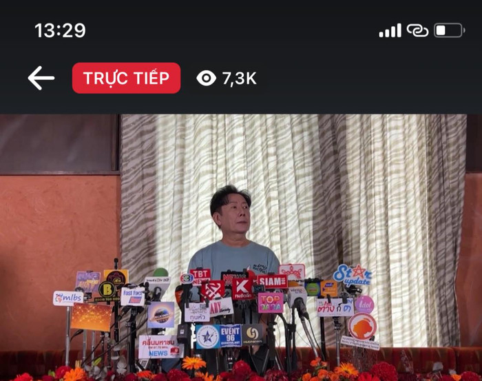 Mr. Nawat mong á hậu 2 hãy liên lạc với ban tổ chức. 