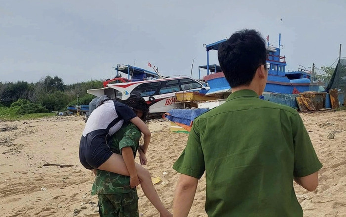 Vụ 6 du khách mất tích ở Phú Quý: Đã tìm thấy SUP nhưng không có người Ảnh 2