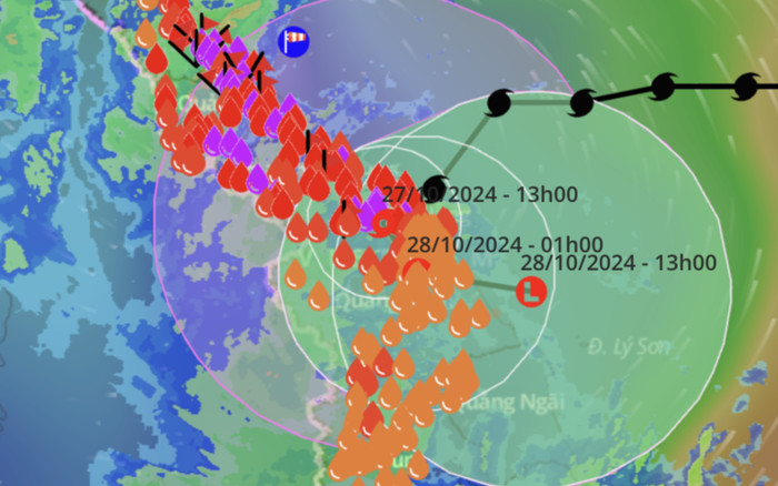 Bão Trà Mi chính thức suy yếu thành áp thấp nhiệt đới, Trung Trung Bộ vẫn mưa lớn Ảnh 2