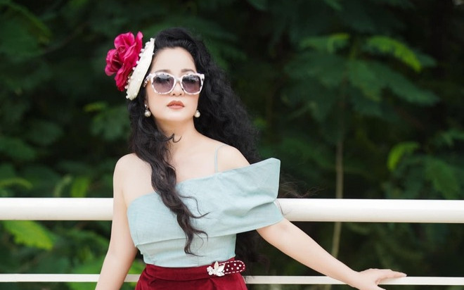 Đang có chồng vẫn làm đám cưới với người khác, nữ nghệ sĩ Việt giờ ra sao? Ảnh 2