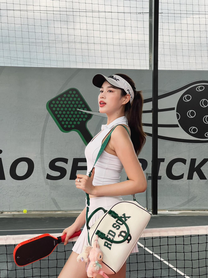 Đỗ Thị Hà thể hiện sự nghiêm túc khi theo đuổi bộ môn pickleball. Ảnh: FBNV