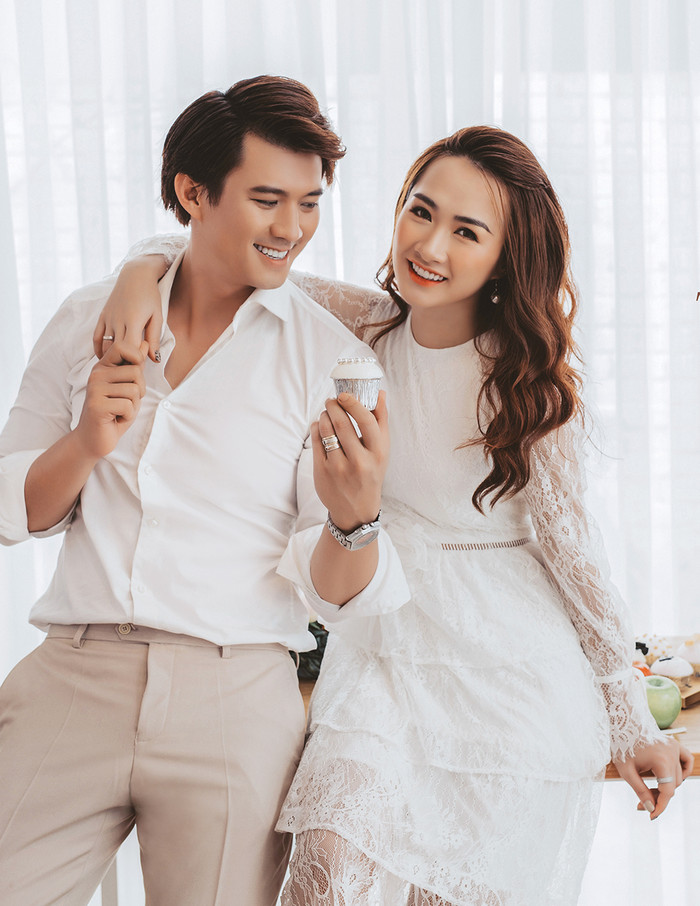 Hà Thị Nhung và con gái là hậu phương vững chắc cho Hà Việt Dũng tiếp tục cống hiến cho nghệ thuật.