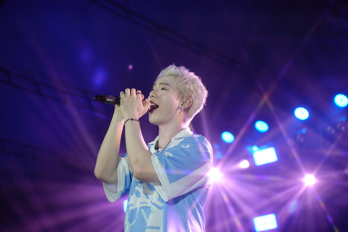 Erik tại đêm thi bán kết 2 Cảm hứng HOZO.