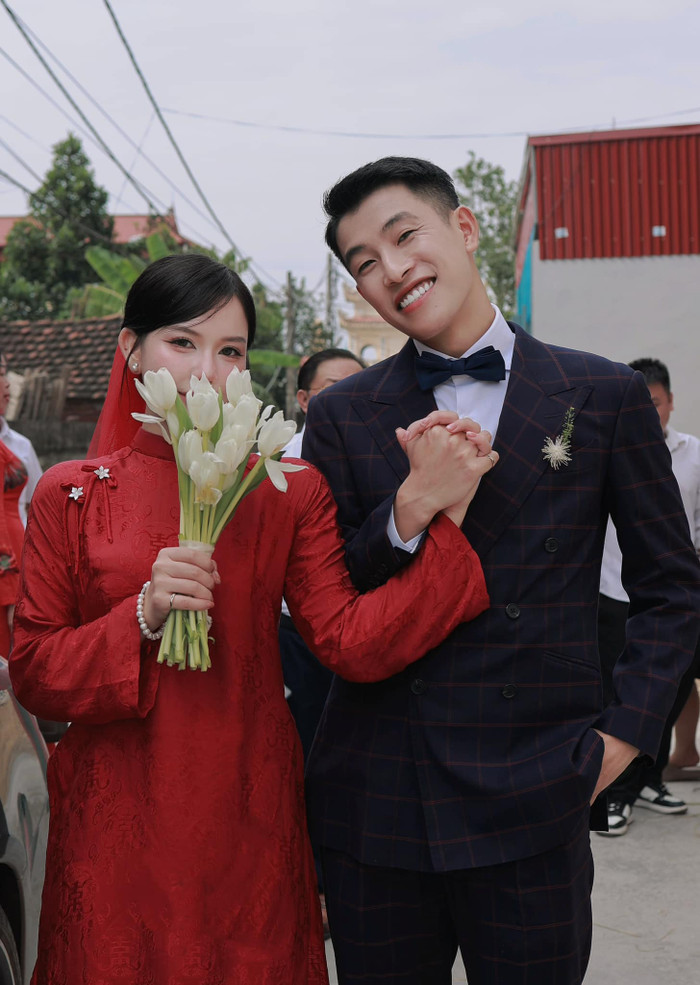 Showbiz 24h: Tuấn Mõ hạnh phúc báo tin vui đến khán giả. Ảnh: FBNV