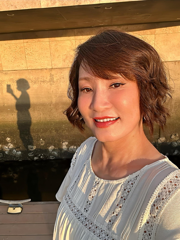 Nữ diễn viên ngày càng trẻ trung.