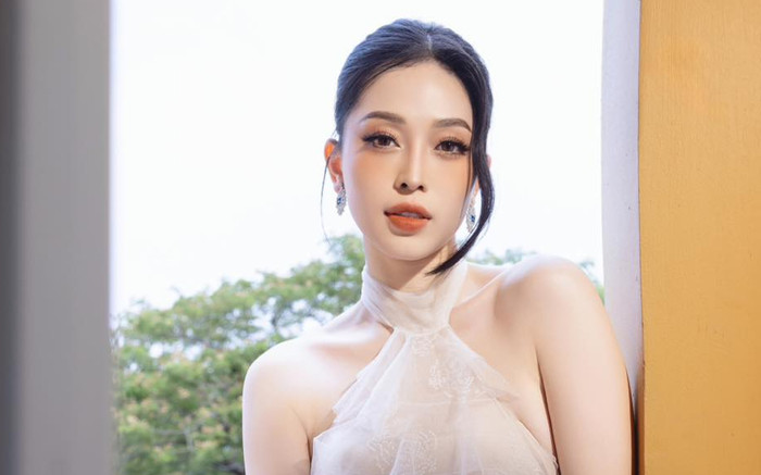 'Màn tác động vật lý' của vợ chồng Á hậu Việt thu hút người xem Ảnh 2