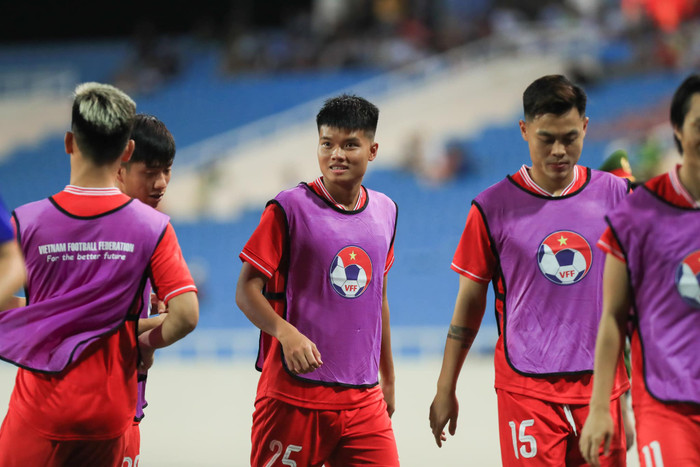 Lứa Văn Tùng chưa giúp bóng đá Việt Nam có thành tích nổi bật như lứa Công Phượng, Quang Hải. Đây là dấu hỏi lớn cho mục tiêu dự World Cup 2030 của tuyển Việt Nam. Ảnh: CLB Hà Nội