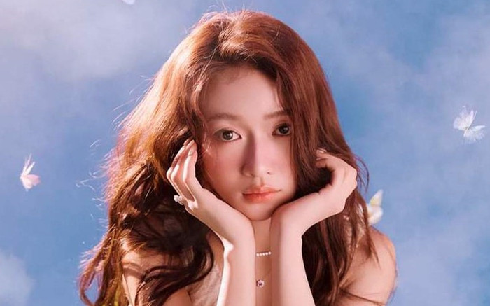 Ngô Cẩn Ngôn lên hương nhan sắc sau khi mang thai con đầu lòng Ảnh 2