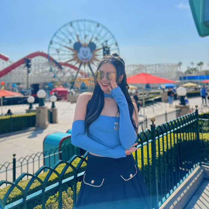 Hiện tại cô gái Gen Z định cư tại nước ngoài.