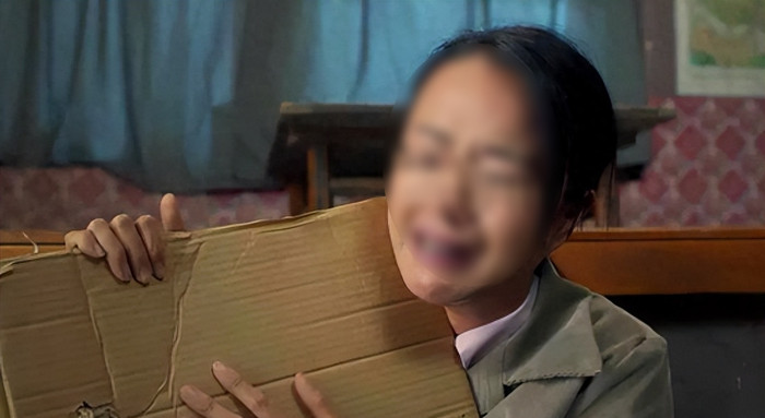 Chị vợ không ngờ chồng quay trở về.