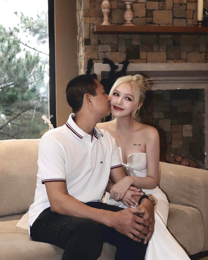 Xoài Non đăng ảnh mừng sinh nhật của ba. 