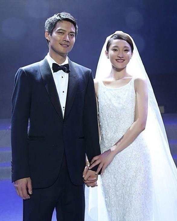 Châu Tấn ly hôn chồng sau 6 năm kết hôn.