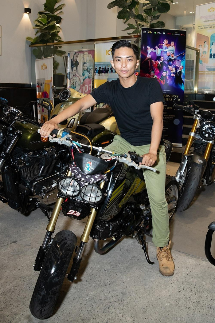 Phan Hiển sở hữu bộ sưu tập motor trị giá hơn 3 tỷ đồng. 