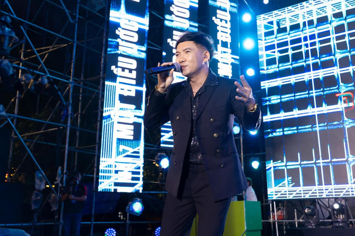 Nam ca sĩ từng hát lót ở hội chợ đến nhận cát xê 80 triệu/show nay ra sao? Ảnh 4