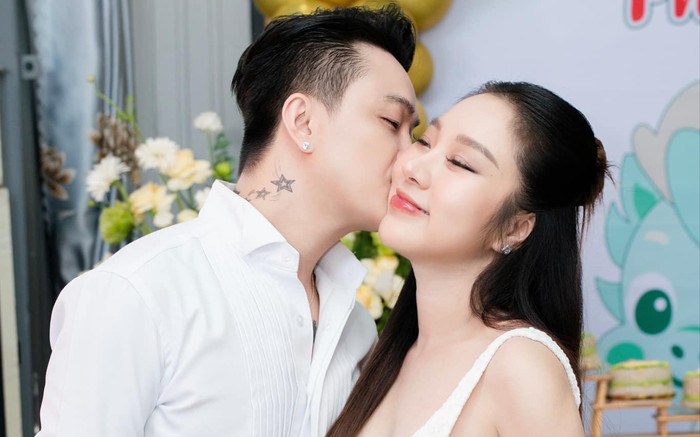 Hé lộ lí do vợ TiTi (HKT) tất bật đi làm chỉ sau 15 ngày sinh con Ảnh 2