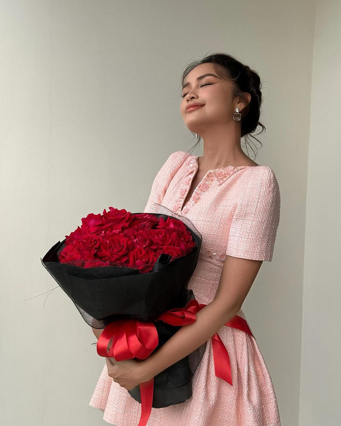 Dân tình tò mò chuyện hoa hậu Ngọc Châu đã có người yêu.