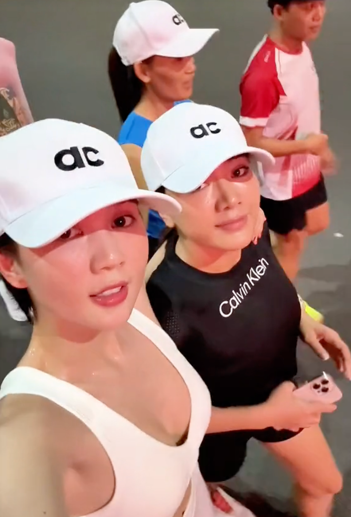 Ngọc Trinh trong đoạn clip 3 phút được cô nàng chia sẻ.