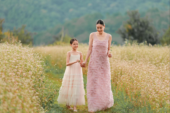 Con gái 9 tuổi của Hoa hậu Hà Kiều Anh xinh như thiên thần Ảnh 3