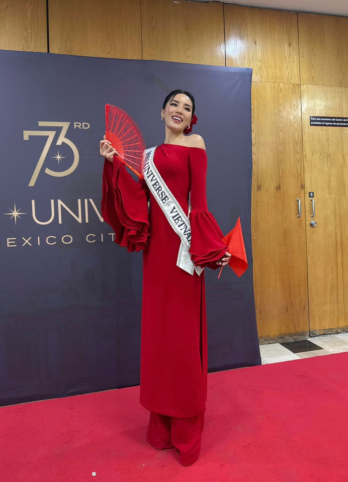 Diện mạo ấn tượng của Kỳ Duyên trong ngày đầu ở Miss Universe 2024. 