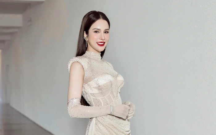 Diệp Lâm Anh phản ứng khi vướng tin đồn hẹn hò nam ca sĩ kém 6 tuổi Ảnh 2