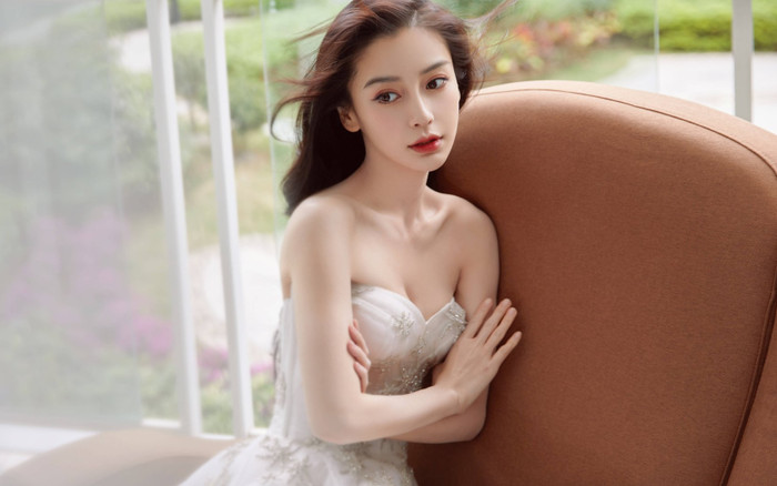 Sao nữ dựa vào đàn ông để thăng tiến, giờ thất nghiệp không ai ngó ngàng Ảnh 2