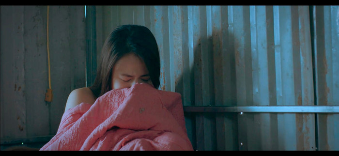 Tập 27 phim Độc đạo hé lộ quá khứ đáng thương của Diễm (Việt Hoa) trước khi trở thành 'bà hai' ông trùm Quân 'già'. 