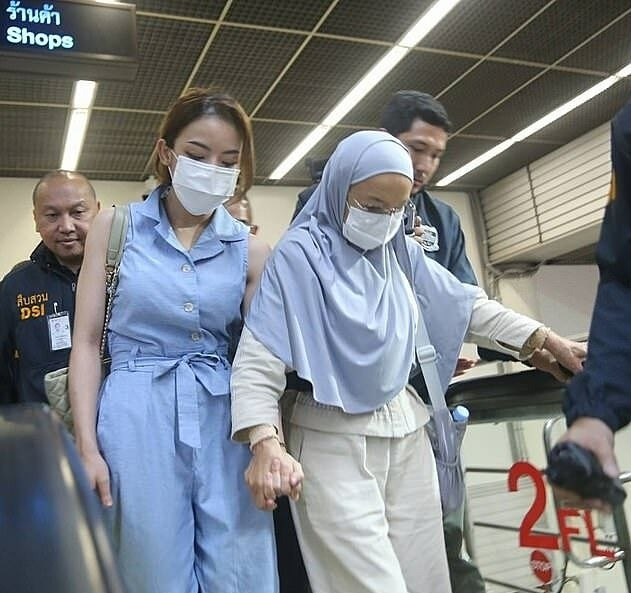 Nữ người mẫu kiêm YouTuber và mẹ bị bắt tại Indonesia và bị dẫn độ về Thái Lan vào gần cuối tháng 10 vừa qua. 