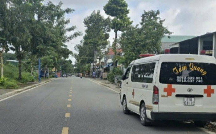 Ngủ dậy sau một đêm, thanh niên tá hoả khi thấy tình trạng của bạn cùng phòng Ảnh 2